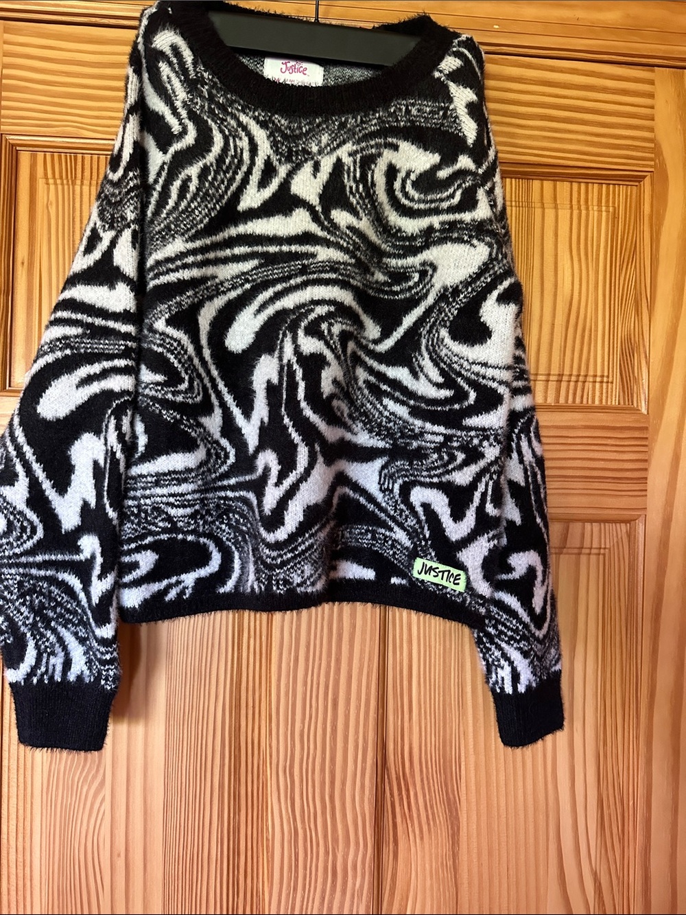 Justice Black & White girls Swirl Pullover Sweater size M (10) NWT